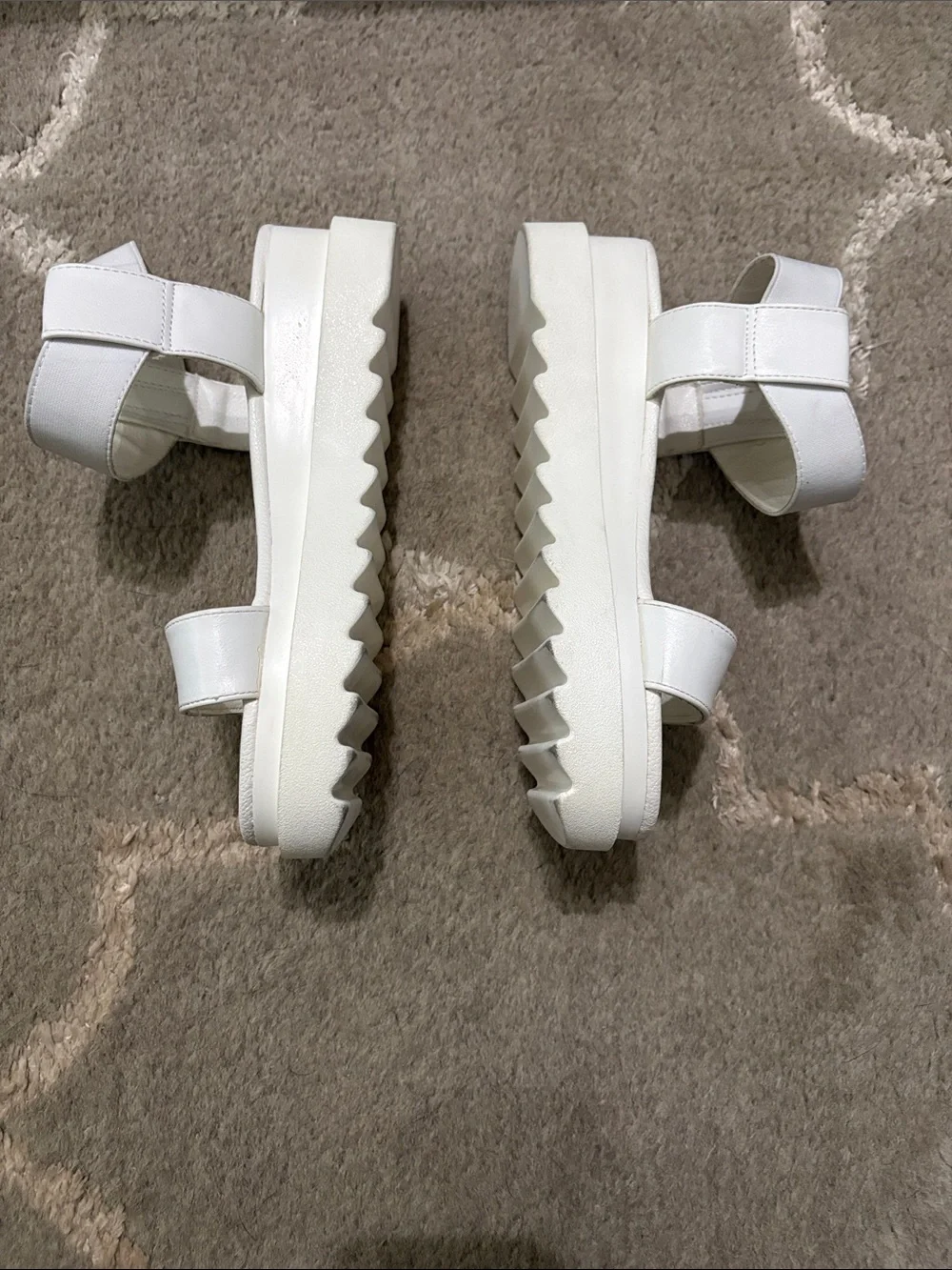 Top Moda KASH white strap platform wedge sandal Size 6.5
